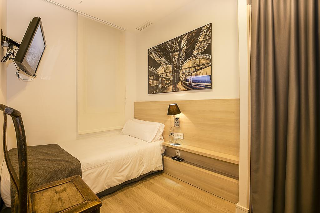 The 8 Boutique B&B Барселона Екстериор снимка