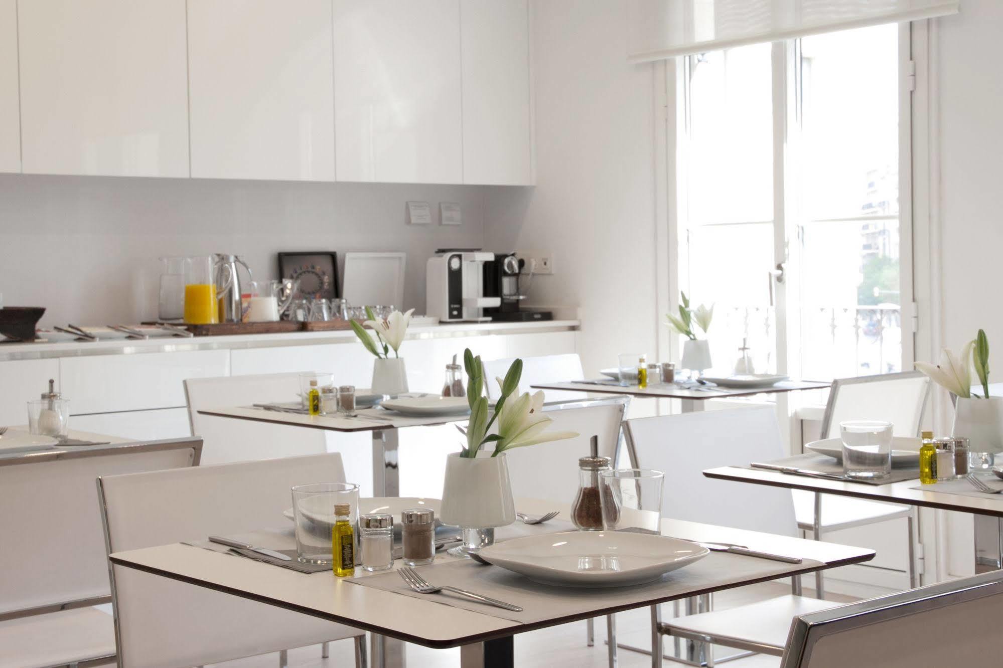 The 8 Boutique B&B Барселона Екстериор снимка